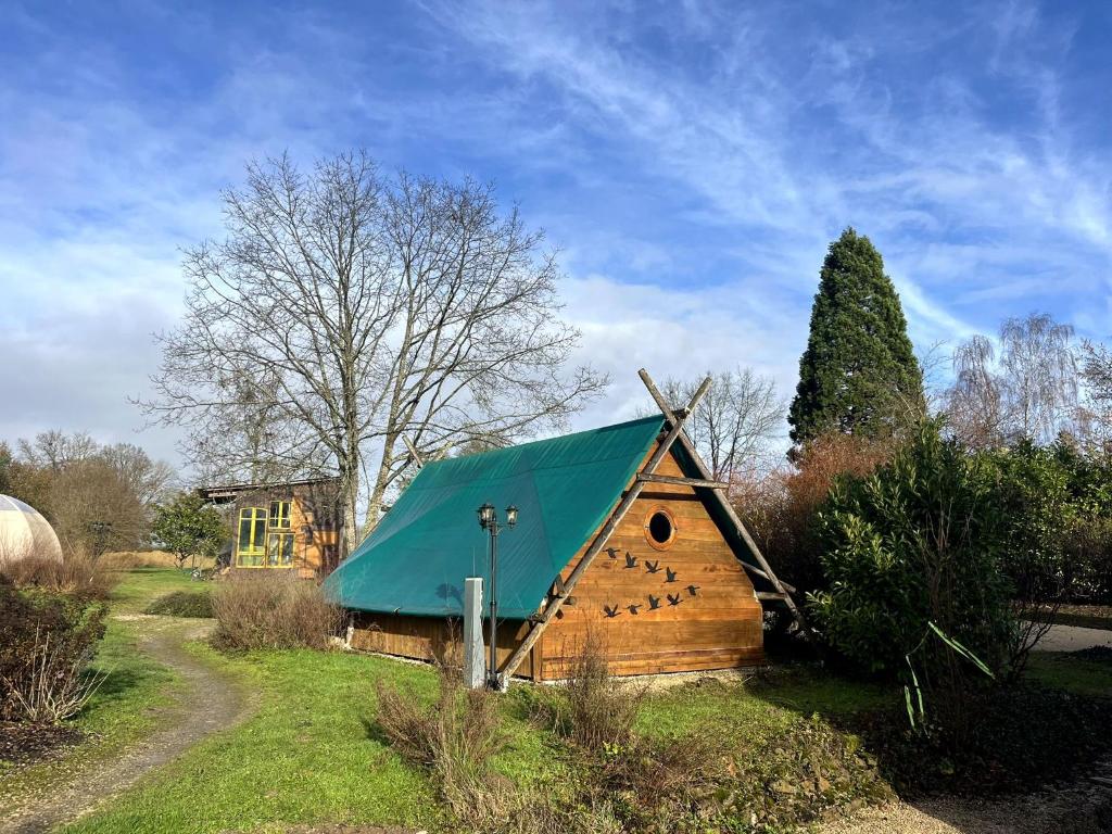 La Découverte Trouvée - Tent