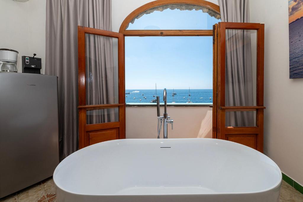 La Dolce Vita a Positano boutique hotel - 19