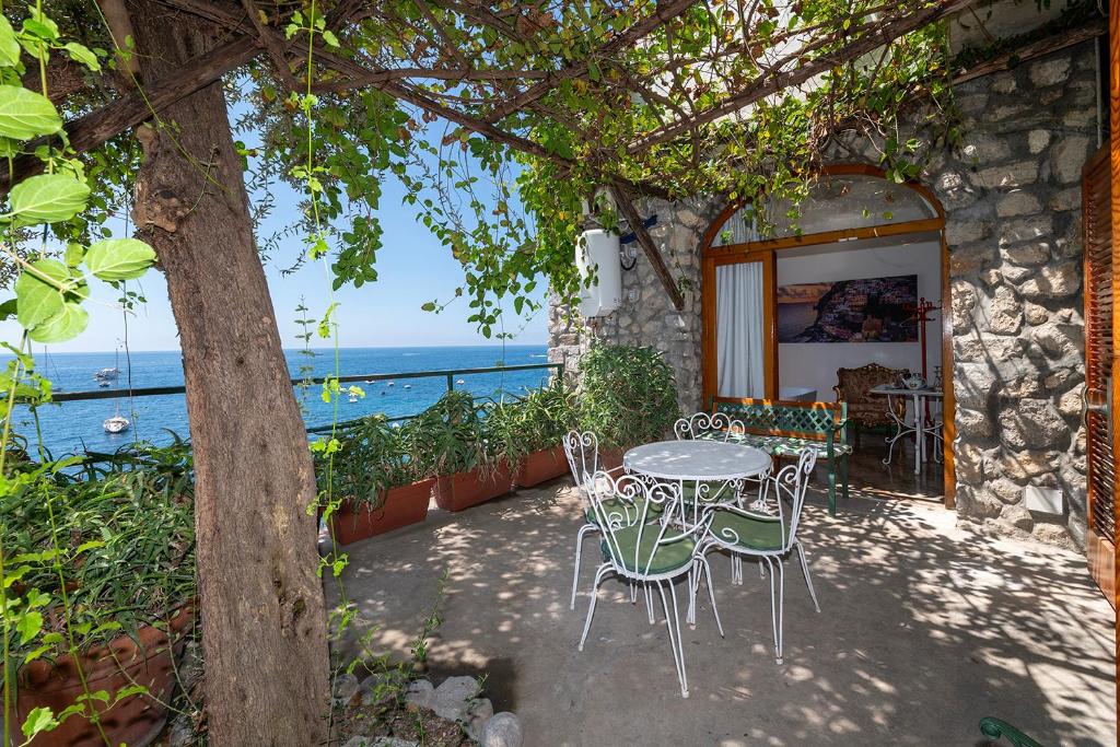 La Dolce Vita a Positano boutique hotel - 1