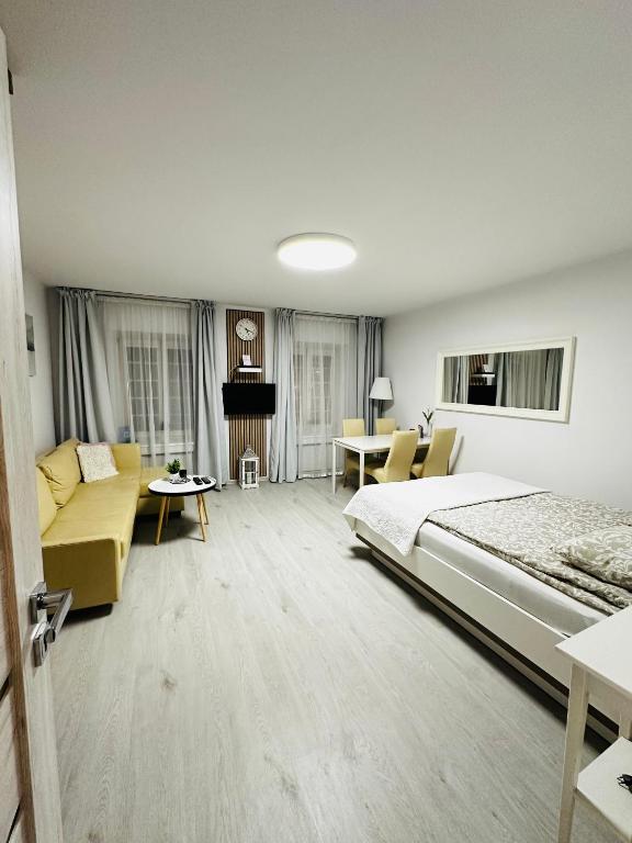 Twój Salon-Apartamenty Stare Miasto - 12