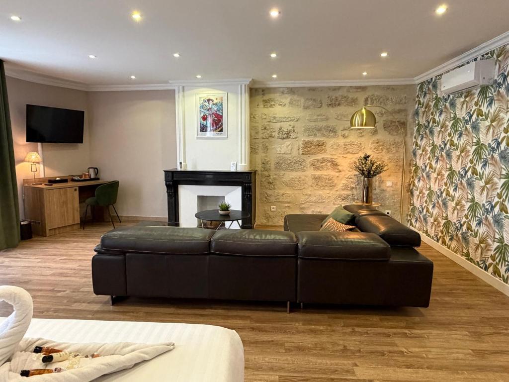 The Originals Boutique, Le Grand Hôtel Molière, Pézenas - Suite Junior Con Balcón