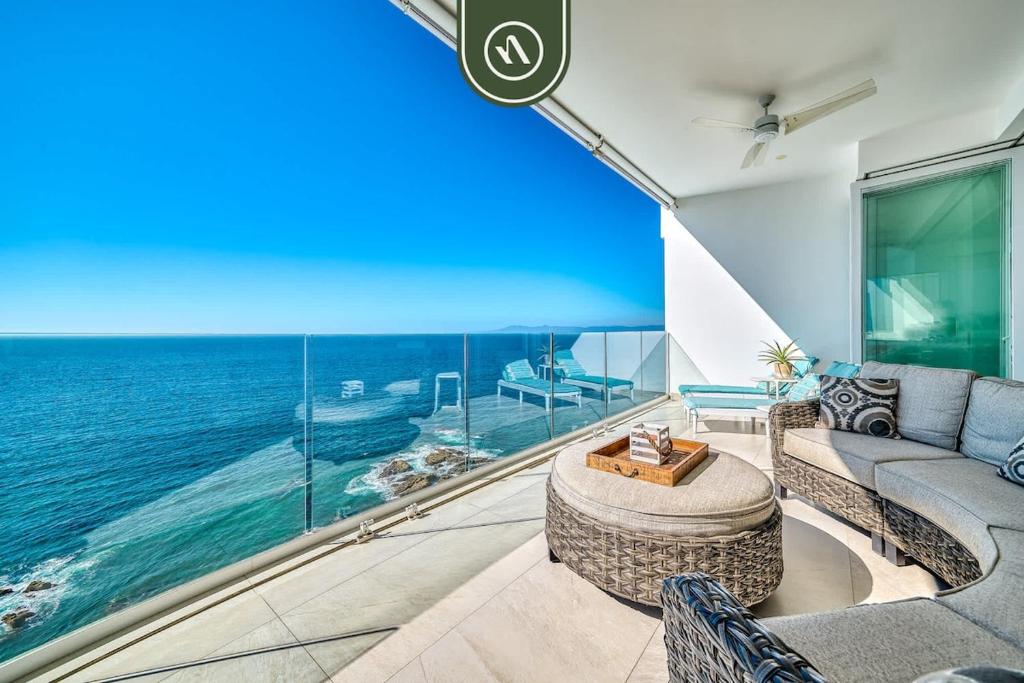 Curated visual reference: Picture Idea: Oceanview Luxury Condo Private Beach