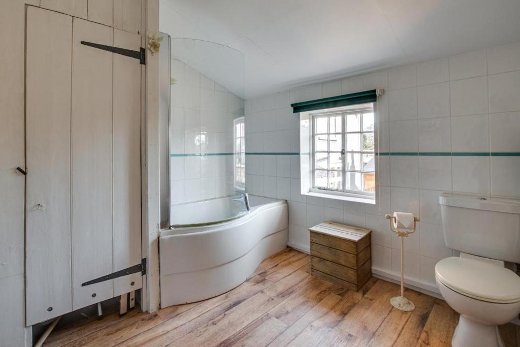 1 Bed in Woodbridge oc-jsm 3
