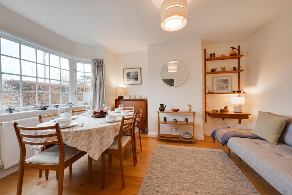 3 Bed in Southwold oc-marl 4