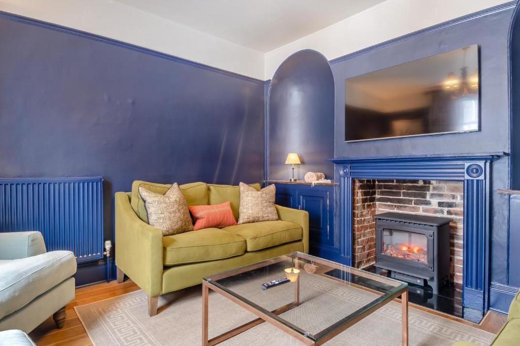 4 Bed in Southwold oc-park 5
