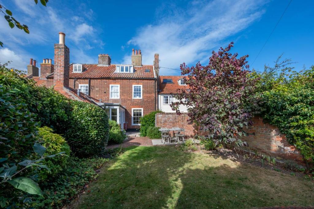 4 Bed in Southwold oc-park 6