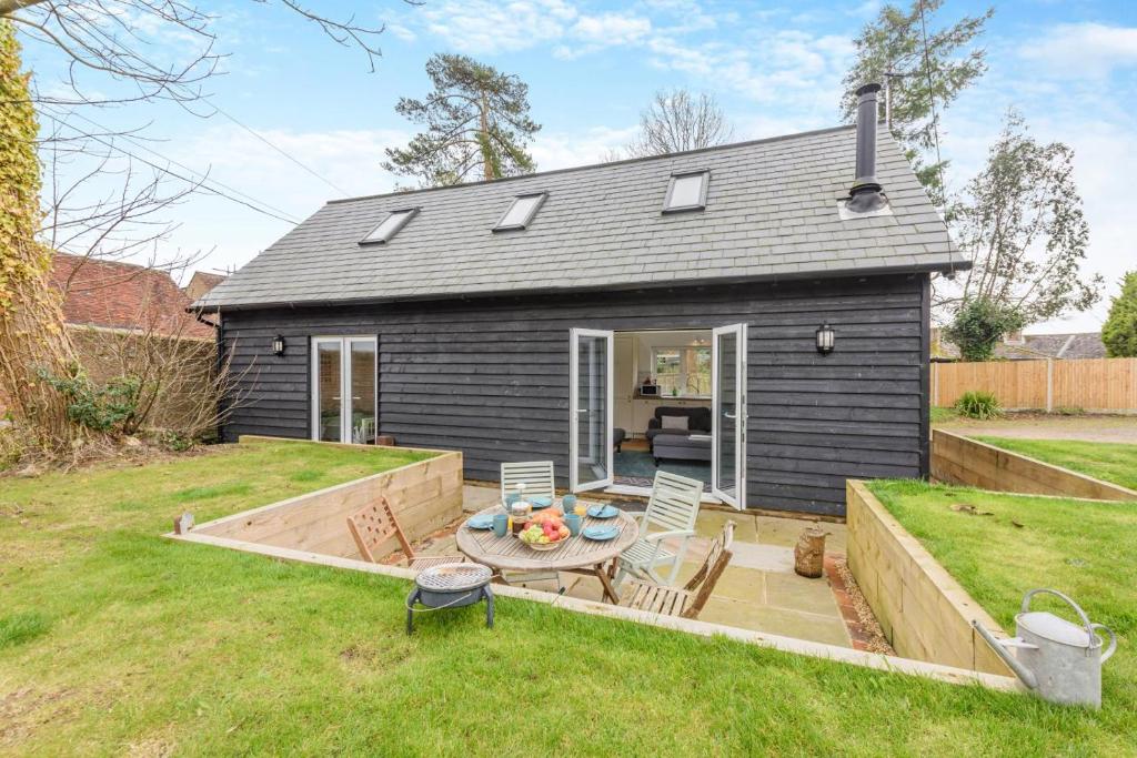 a small house with a patio in the yard at 2 Bed in Battle oc-m31780 in Battle