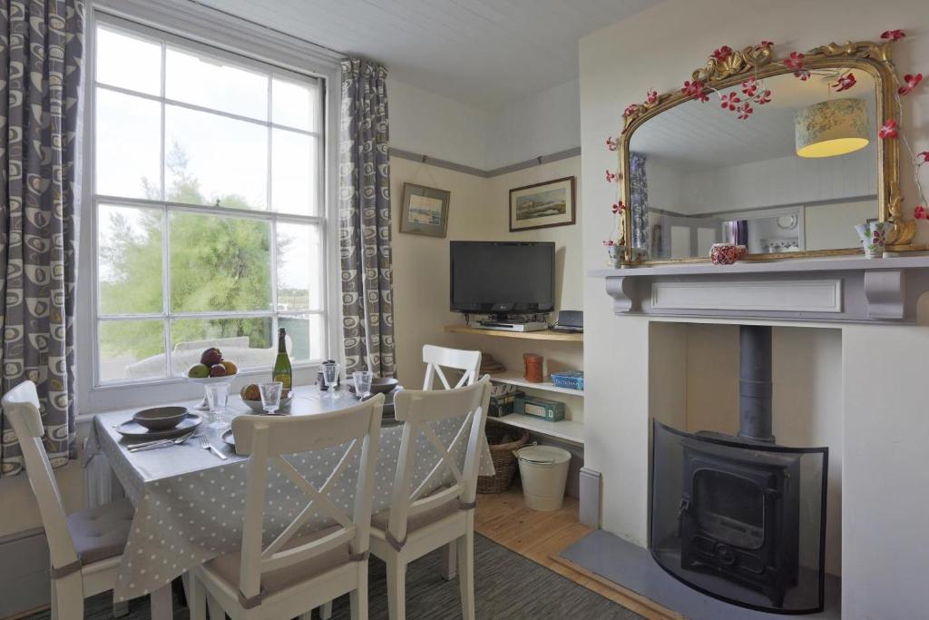 4 Bed in Southwold oc-hbr 4