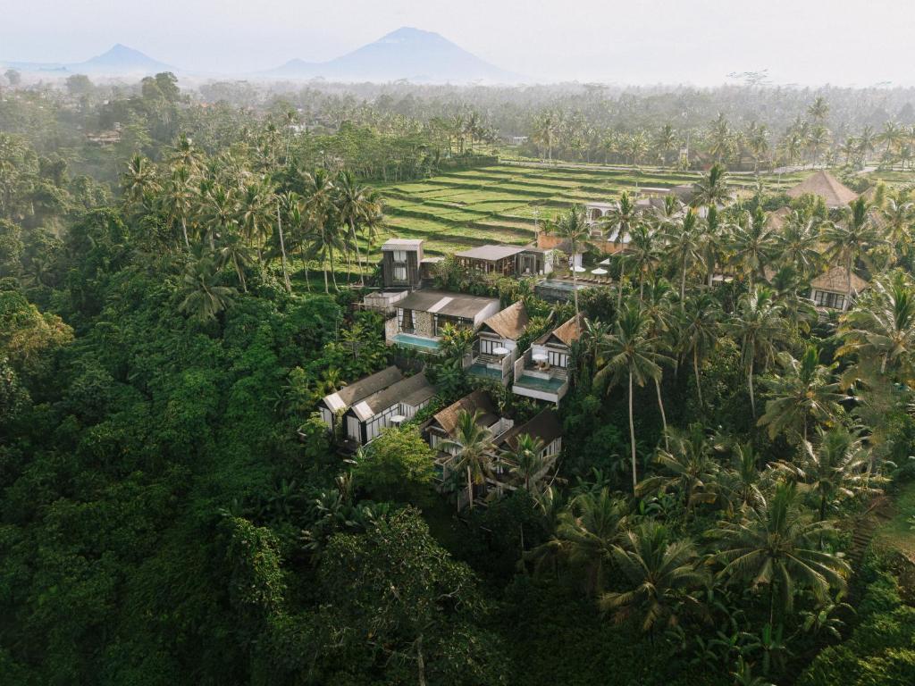 LeRosa Valley Resort