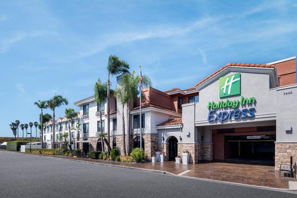 Holiday Inn Express San Diego - Sea World Area by IHG