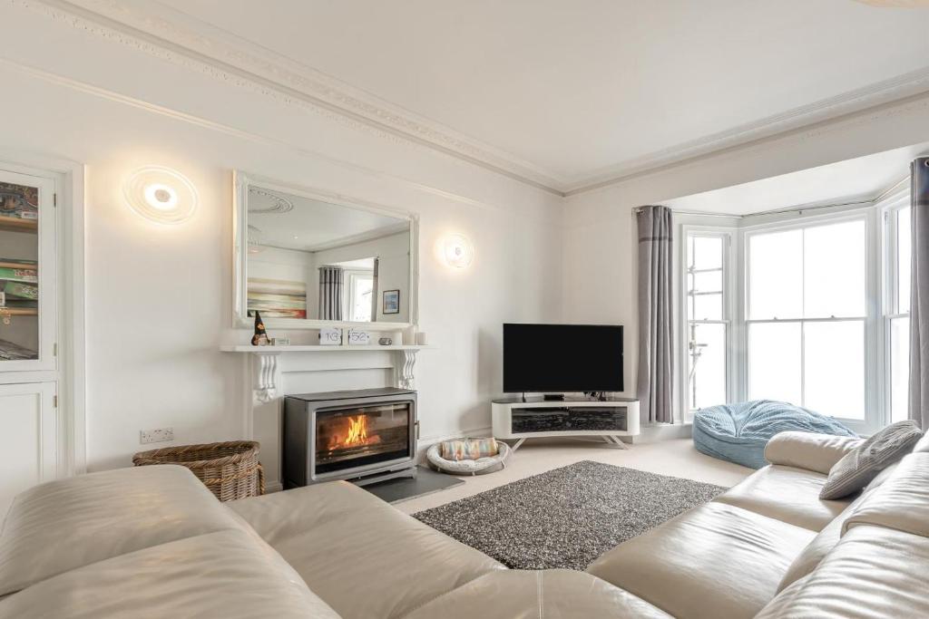 2 Bed in Tenby oc-o31794 - Apartment