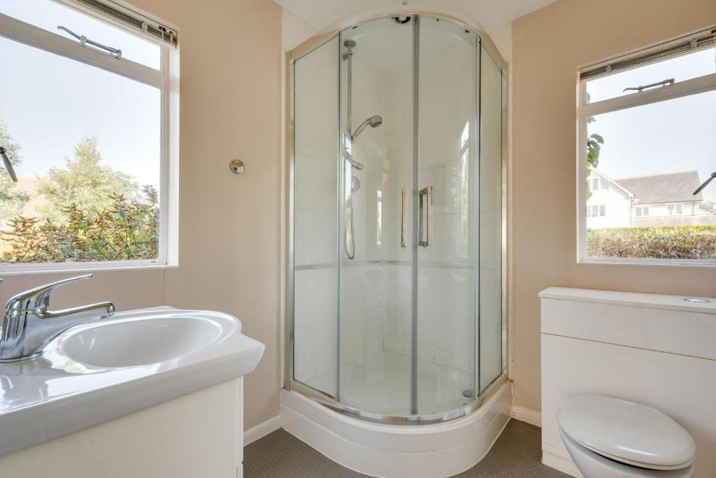 3 Bed in Aldeburgh oc-spr 3