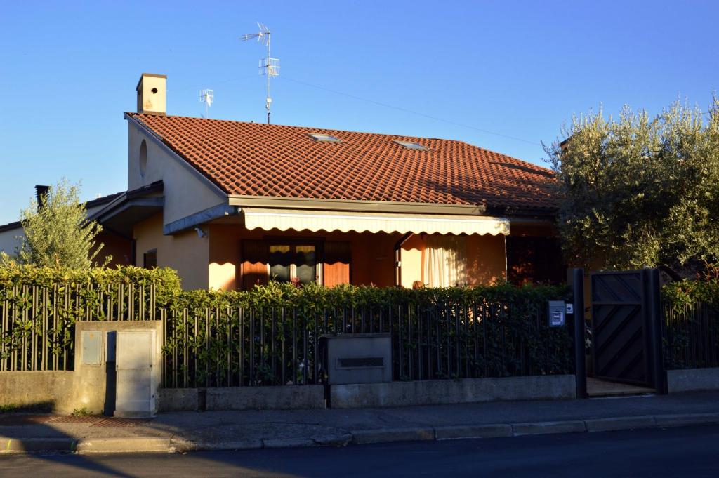 B&B Family House Franciacorta - Twee Onderling Verbonden Kamers