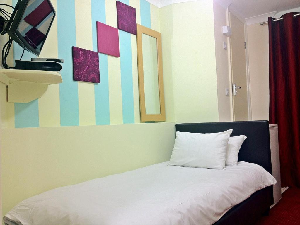 City View Hotel - Roman Road Market - Resim 19