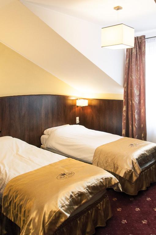 Posteľ alebo postele v izbe v ubytovaní Hotel Kalchem