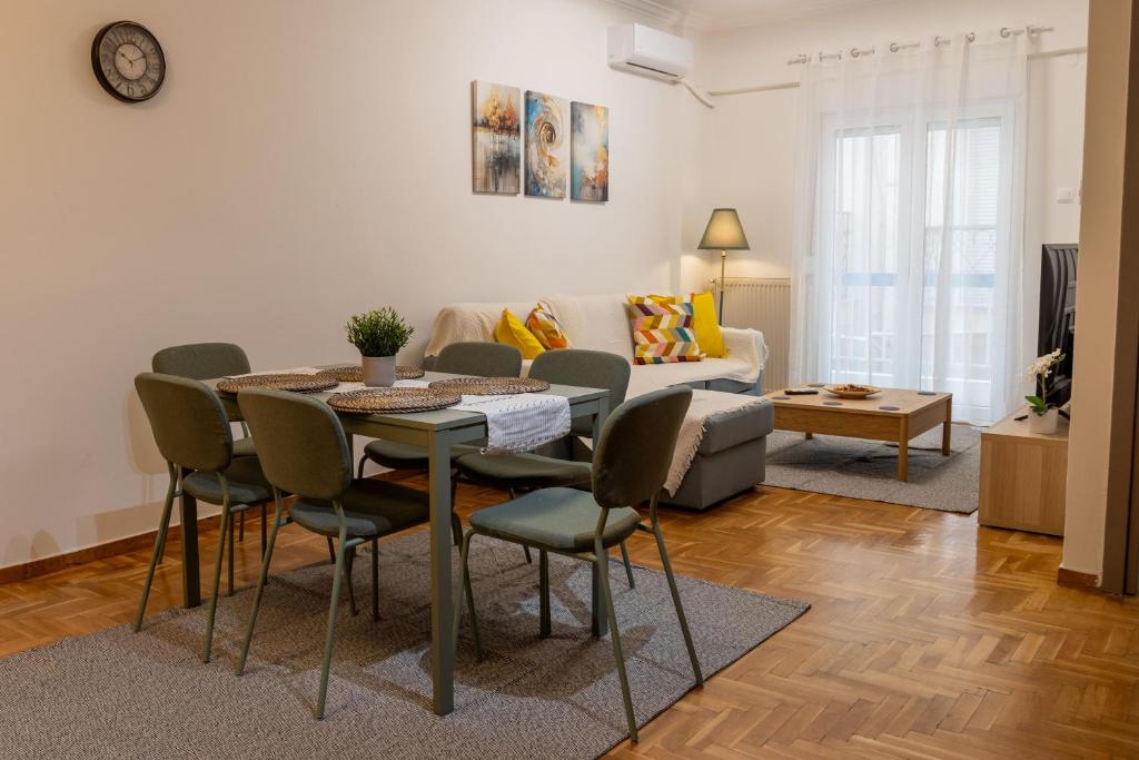 Spacious & Centrally Located Apartment