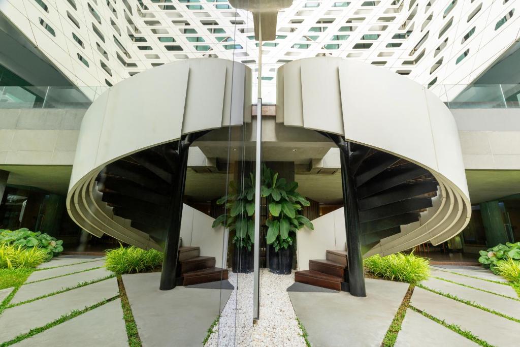 LiT BANGKOK Hotel 7