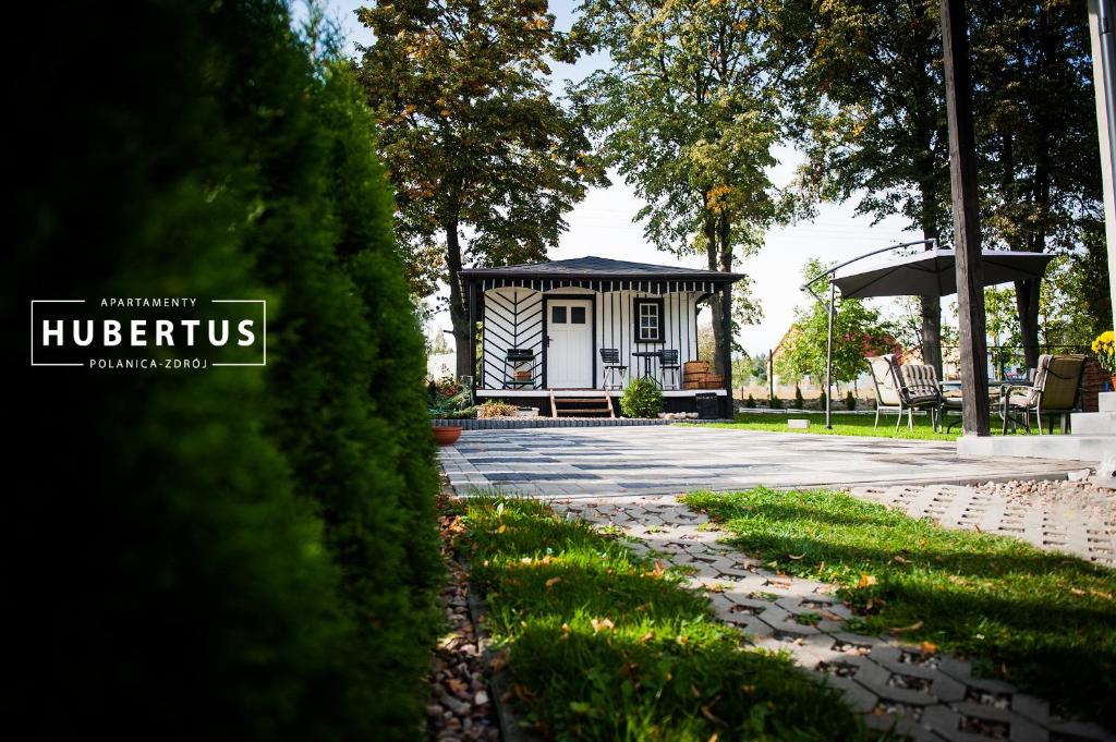 Vonkajšia záhrada v ubytovaní Hubertus