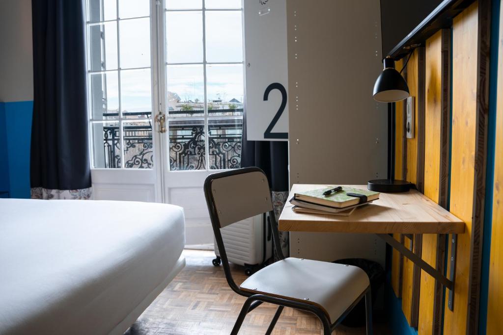 Room Casa Gracia - Quadruple Room With View