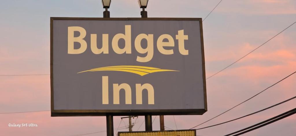 Budget Inn - Housity