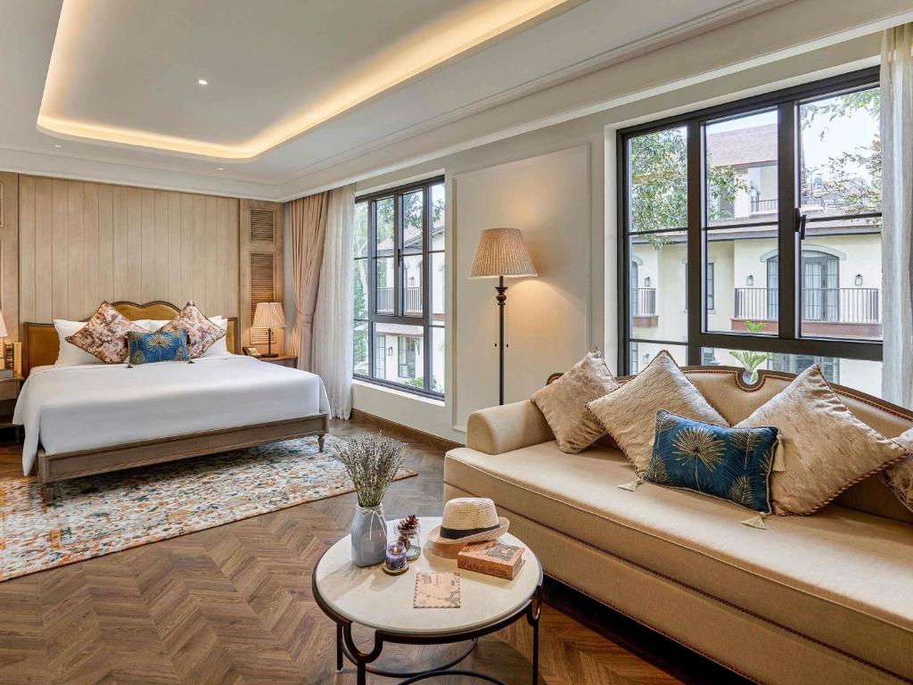 Phòng Gia Đình Có Giường Cỡ King Và Giường Tầng