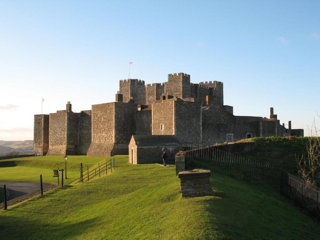 Foto de la galería de St Albans Guest House, Dover en Dover