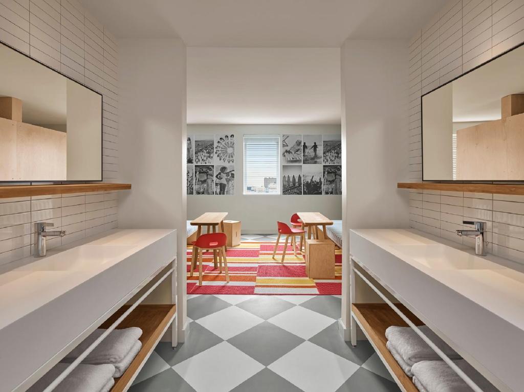The Asbury Hotel - Habitación De Octo Con Ocho Literas