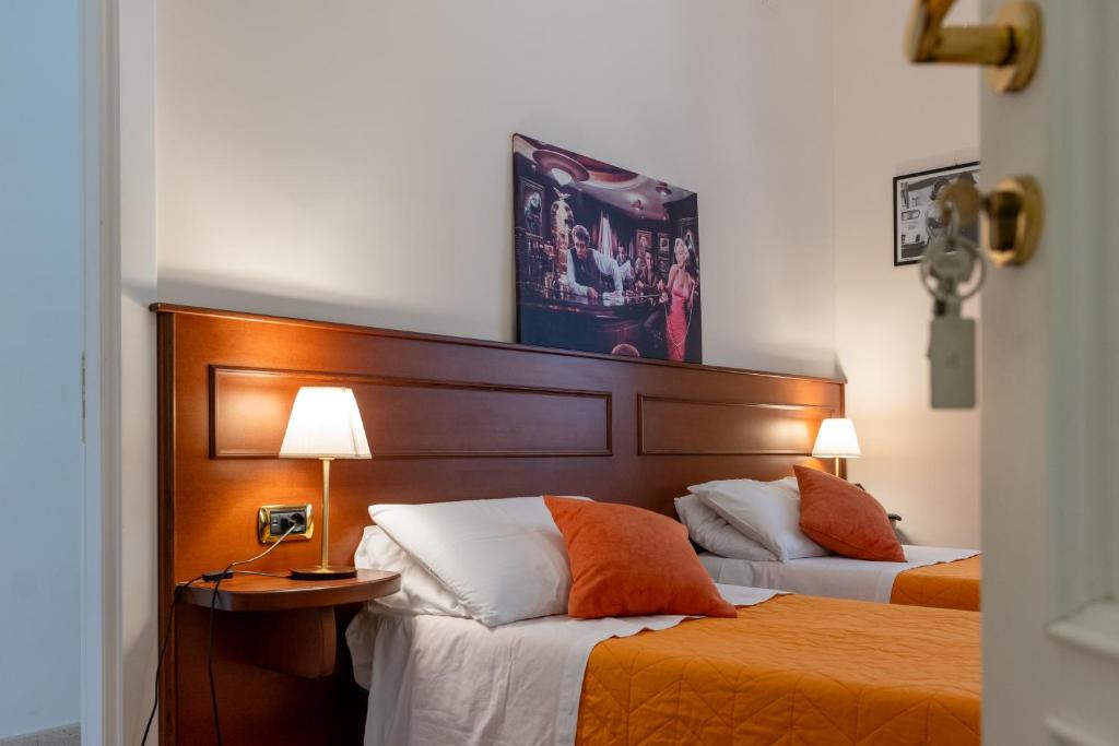 Vittoria Guest House Battipaglia - Habitación Doble Con Baño Privado