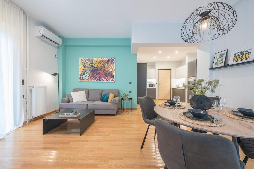Designer Modern Apartment at Thissio-Acropolis