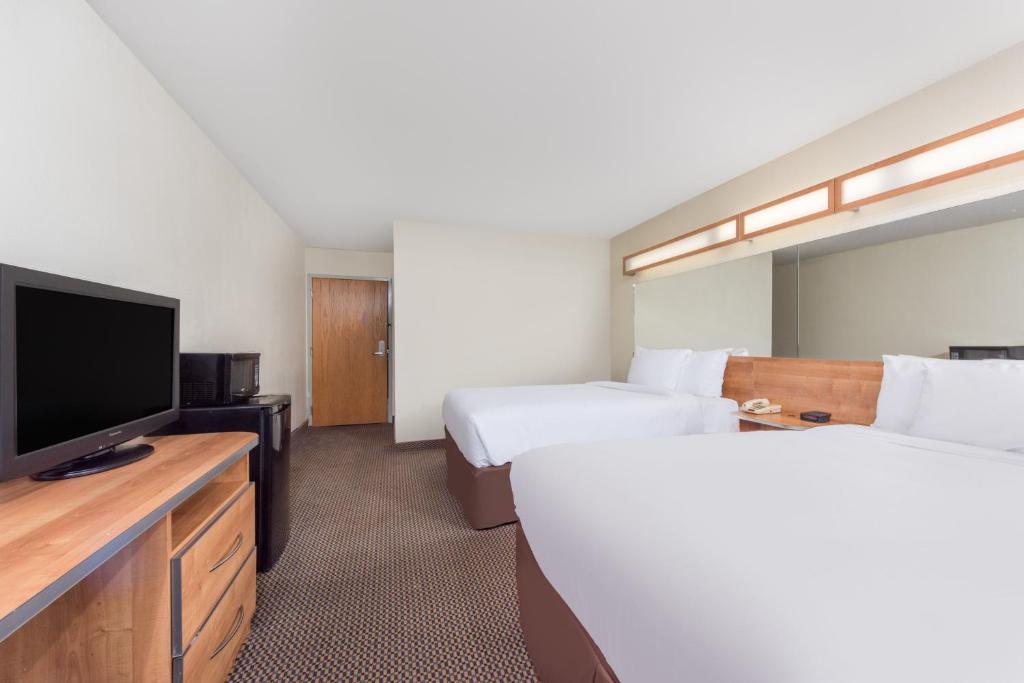 Knights Inn Allentown - Queen Kamer Met 2 Queensize Bedden – Roken