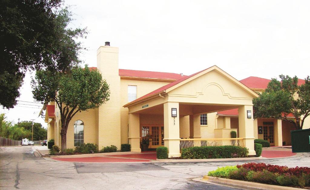 Budova, kde se motel nachází