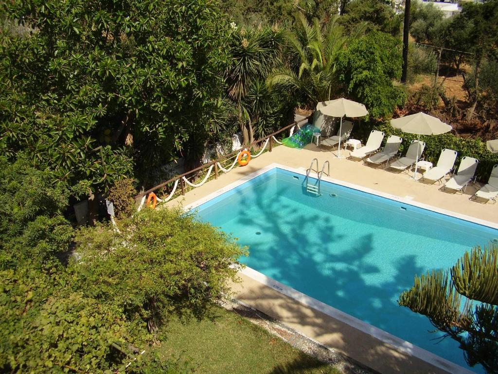 The swimming pool at or close to Summer Lodge