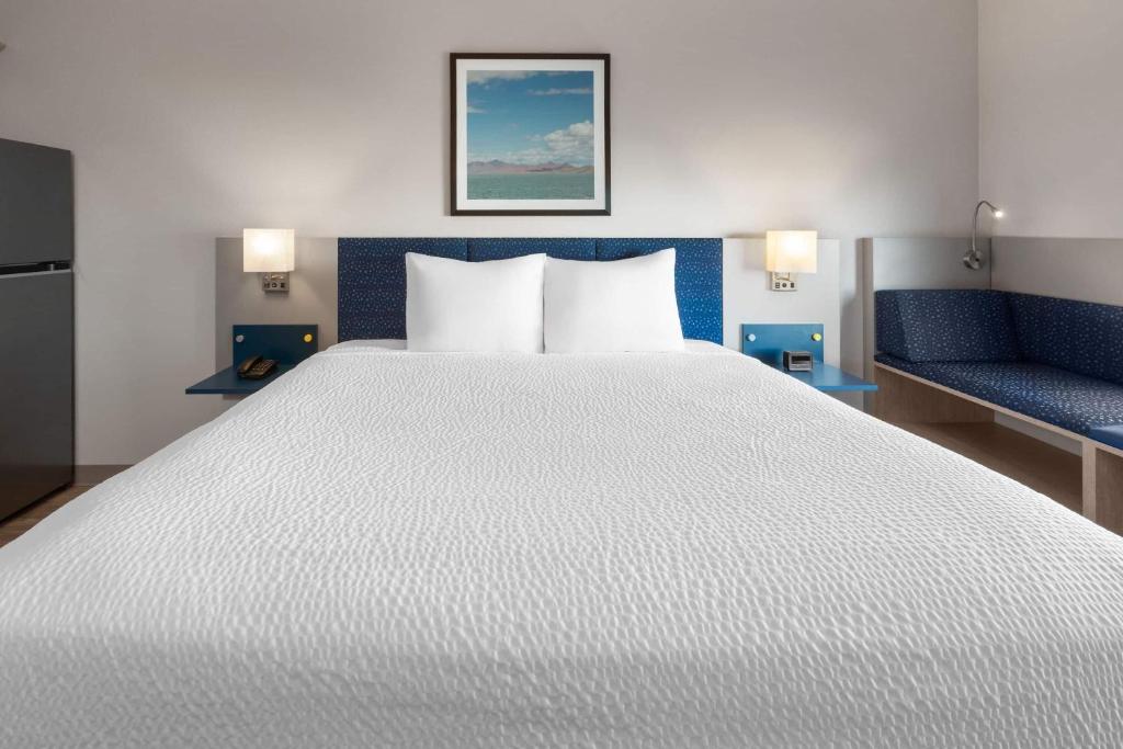 Microtel Inn & Suites by Wyndham Tooele - Koningskamer - Niet-Roken