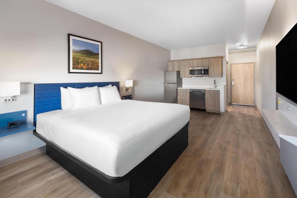 Microtel Inn & Suites by Wyndham Tooele - Koningssuite - Niet-roken