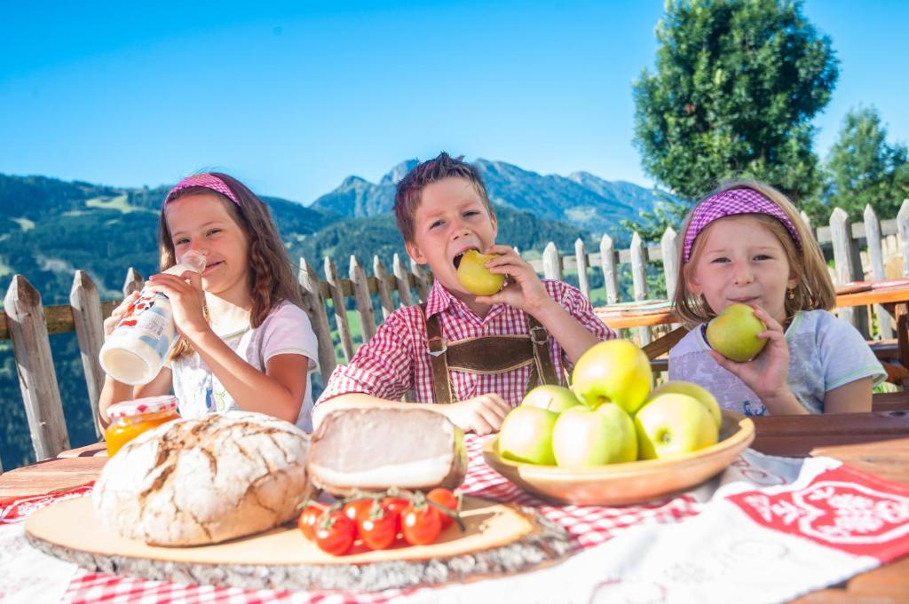 Hostia v ubytovaní Bauernhaus Bichl