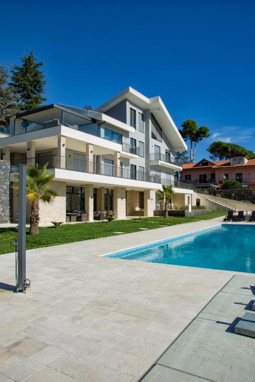 Villa Rita Pool & Spa