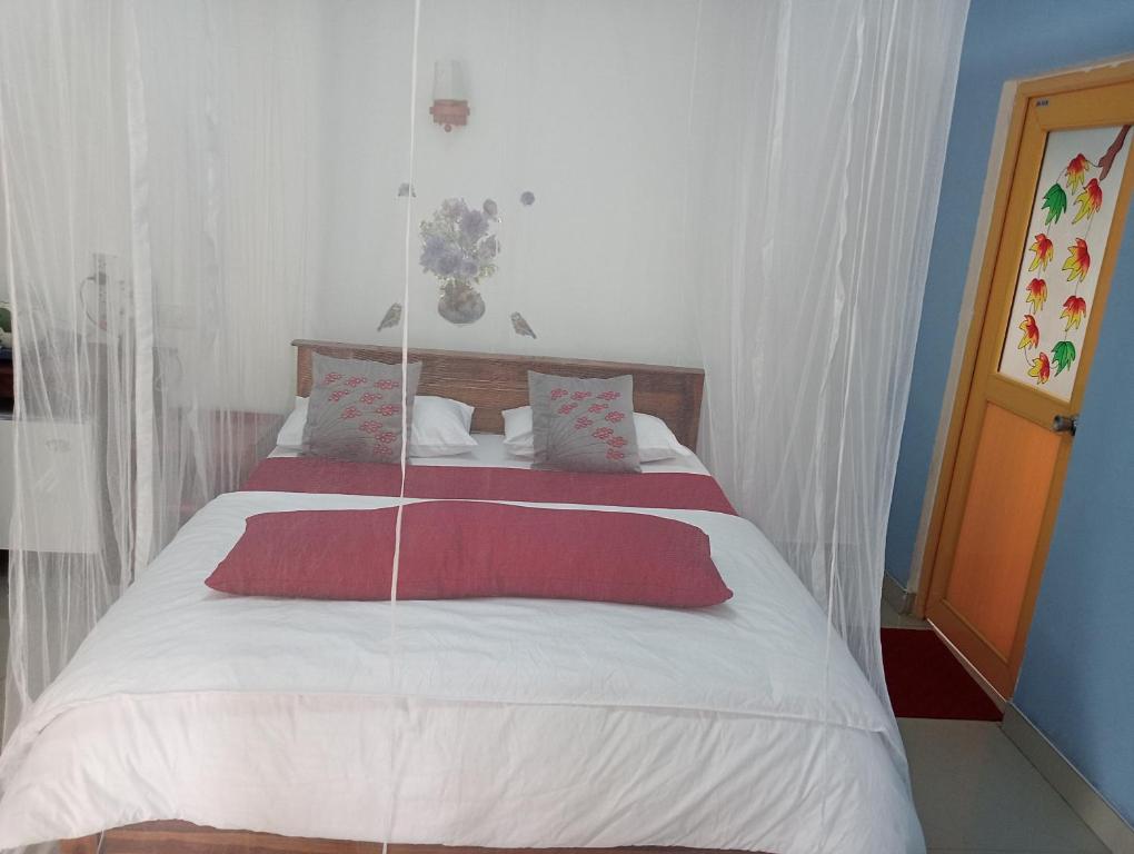 Littleadams View - 2