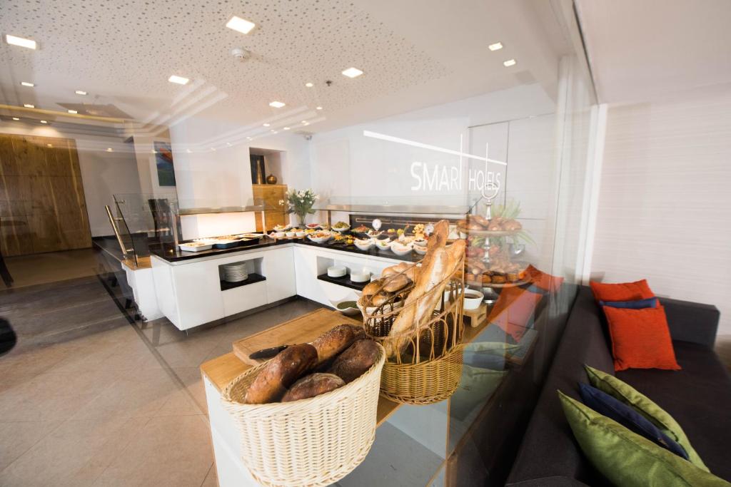 Posezení v ubytování Montefiore Hotel By Smart Hotels