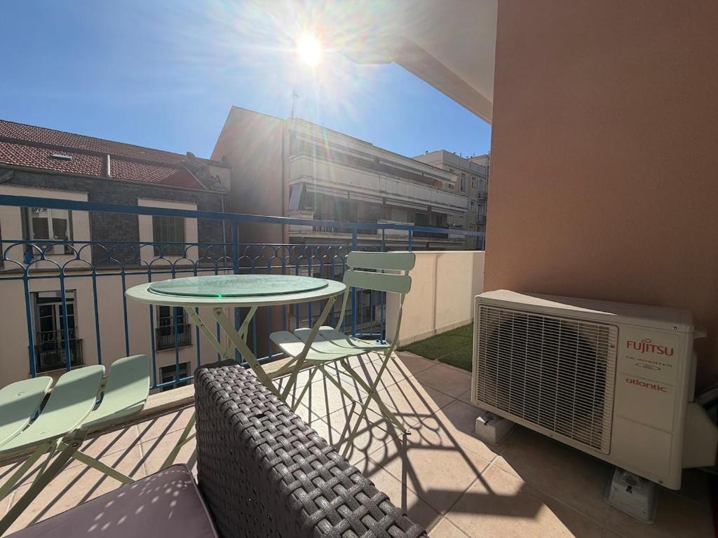 Rivages-Menton Beach Studio