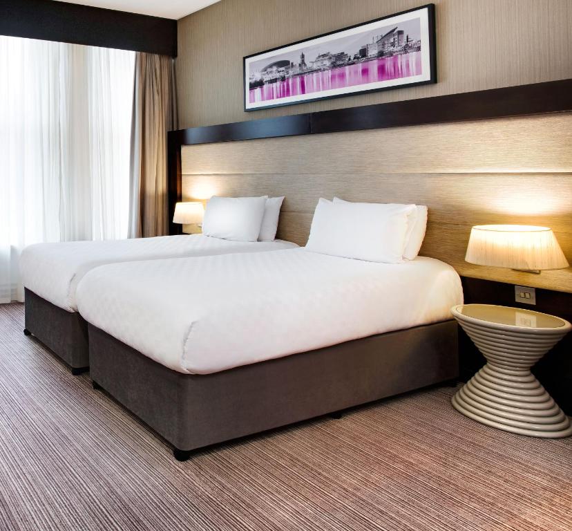Leonardo Hotel Cardiff - Standard Twin Room