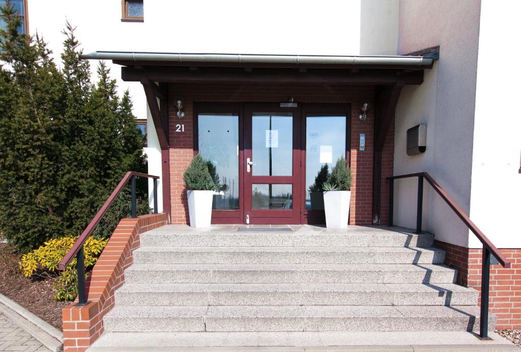Exteriér nebo vchod ubytování Garni-Hotel An der Weide