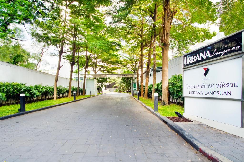 Certifikát, hodnocení, plakát nebo jiný dokument vystavený v ubytování Urbana Langsuan Hotel