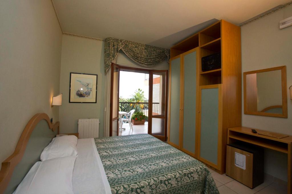 Gallery image of Hotel Sayonara in San Benedetto del Tronto