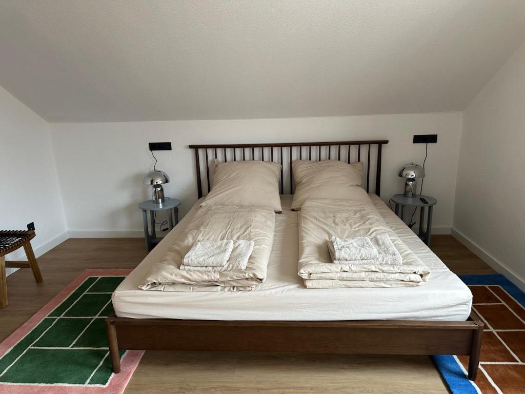 Uhländer - Appartamento Con 2 Camere Da Letto E Balcone
