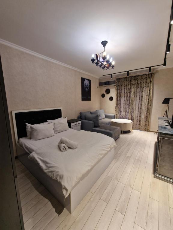تصویر اتاق‌های Central Cozy Apartment - Nizami Street, Baku - تصویر ۲