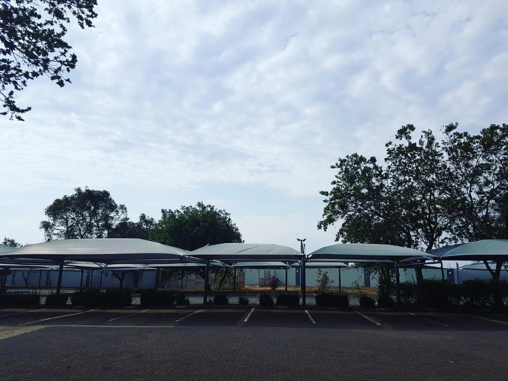Foto da galeria de Palm Continental Hotel em Joanesburgo
