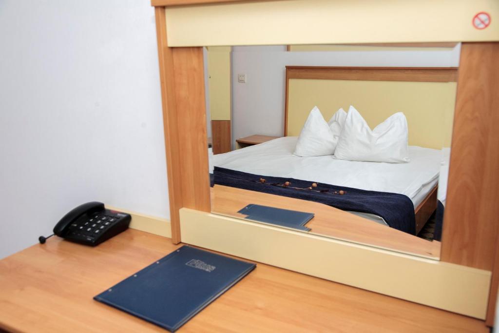 Plus Hotel - Tweepersoonskamer