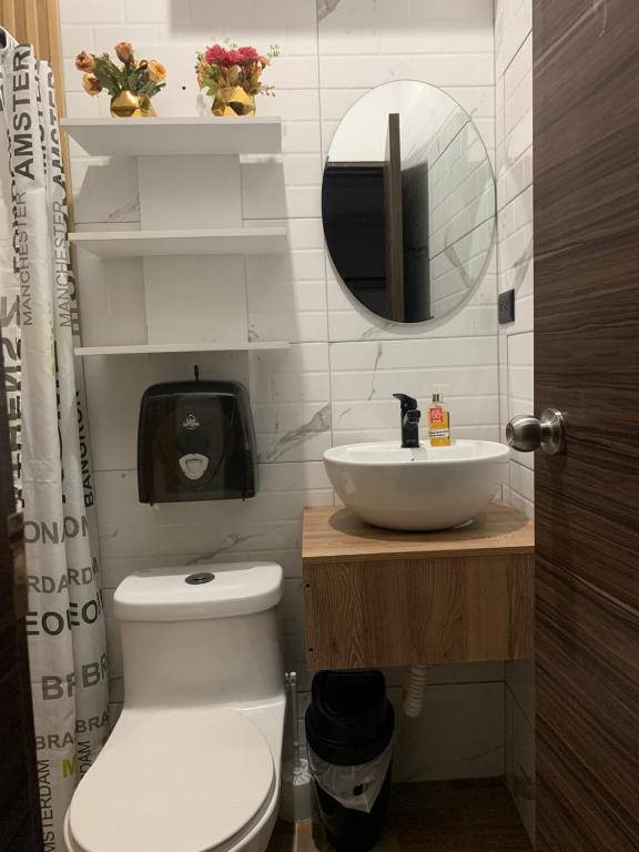 Los Soles Suite Mall del Sol Guayaquil Airport