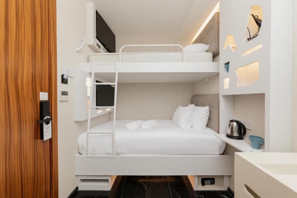 Aura Hotel Purvis - Newly Renovated