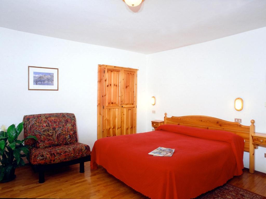 Zdjęcie z galerii obiektu Hotel Florian w mieście Nus